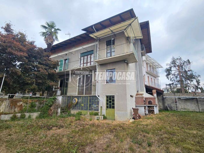 Casa con 6 locali in vendita in Via Guglielmo Marconi, Centro, Cossato