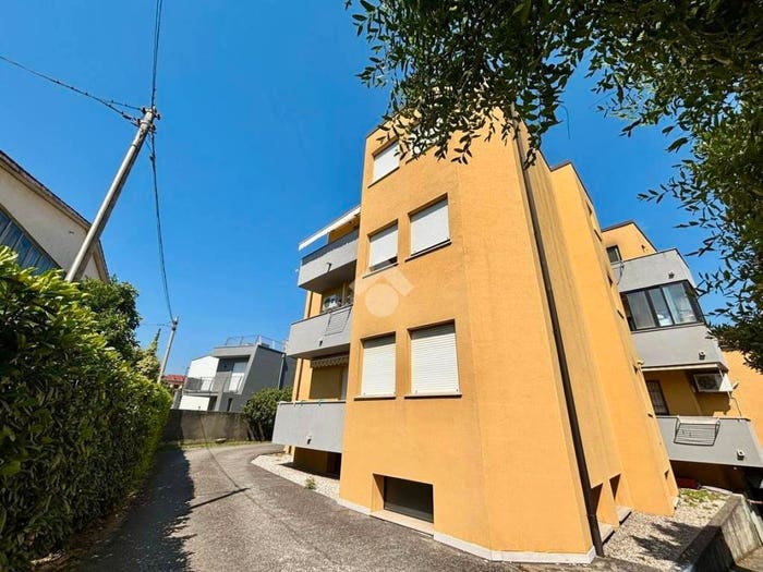 Appartamento bilocale in vendita in Via Celio, Centro, Monselice