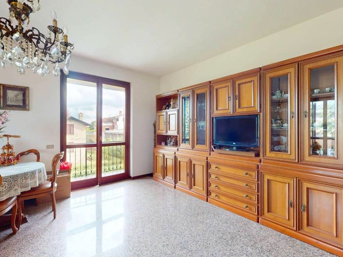 Casa trilocale in vendita in Centro, Carate Brianza