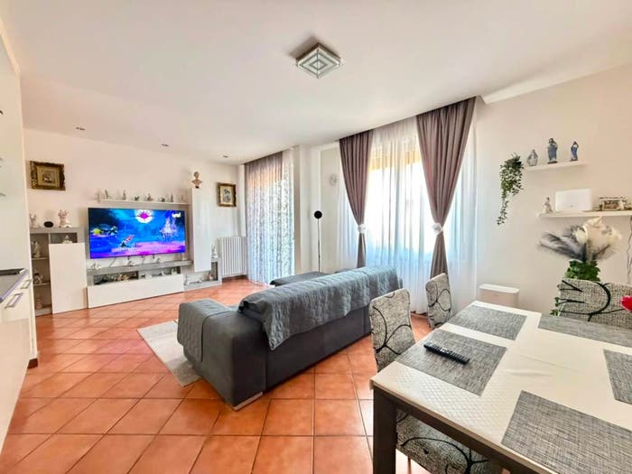 Appartamento con 5 locali in vendita in Centro, Bovolone