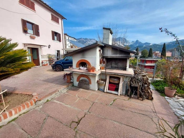 Casa con 6 locali in vendita in Via di Stabbio, Stadio Sant'Antonio Marasio, Carrara