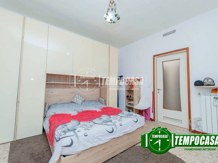 Appartamento trilocale in vendita in Via Fiume, Roveleto, Cadeo