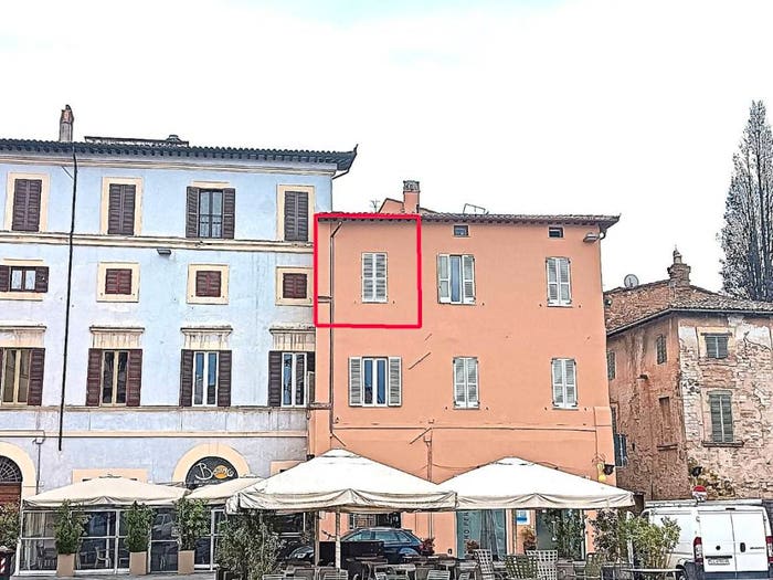 Appartamento con 6 locali in vendita in Piazza San Domenico, Centro Storico, Foligno