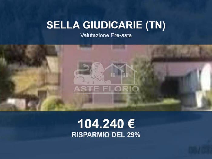 Appartamento con 6 locali in vendita in Via Valer, Sella Giudicarie