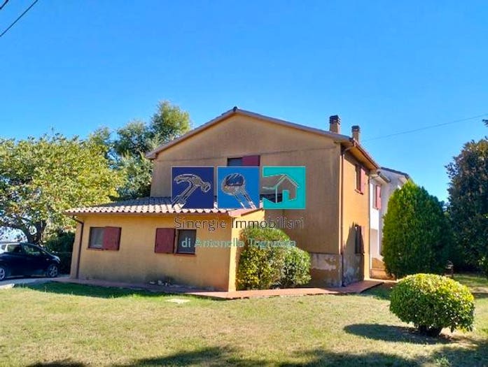 Casa con 6 locali in vendita in Gallignano, Ancona