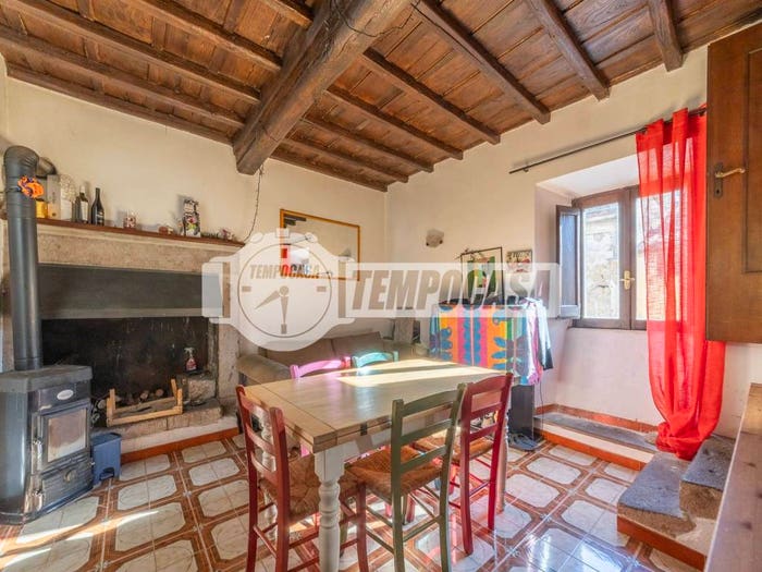 Appartamento bilocale in vendita in Via Sant'Anna, Oriolo Romano