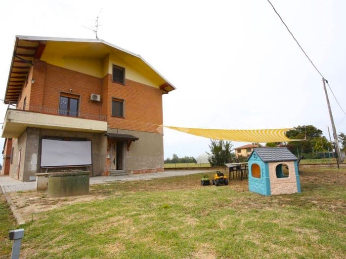 Casa con 6 locali in vendita in Via Fornace, Calderara di Reno