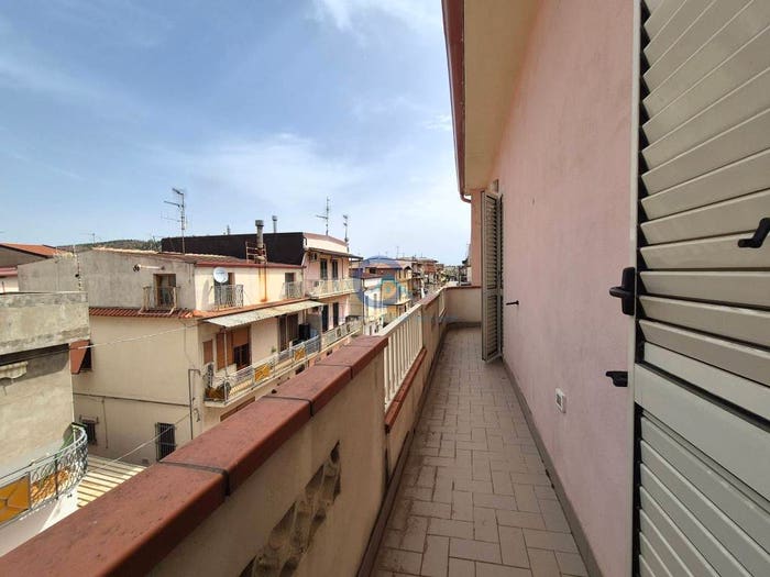 Appartamento trilocale in vendita in Via Milano, Centro, Botricello