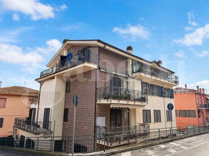 Appartamento bilocale in vendita in Via Fiume snc, Orte Scalo, Orte