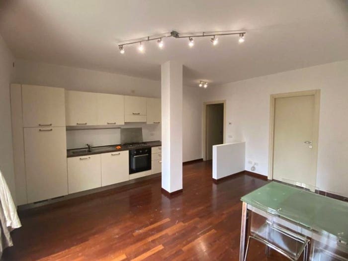 Appartamento bilocale in vendita in Via Emilio Ottolenghi, Stadio, Piacenza