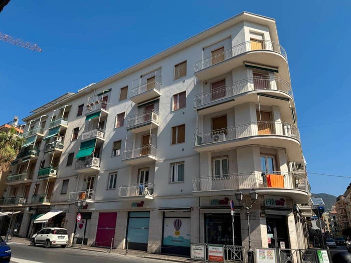 Appartamento quadrilocale in vendita in Via Leonardo da Vinci, Fenarina Via Neghelli Collina di Ponente, Alassio