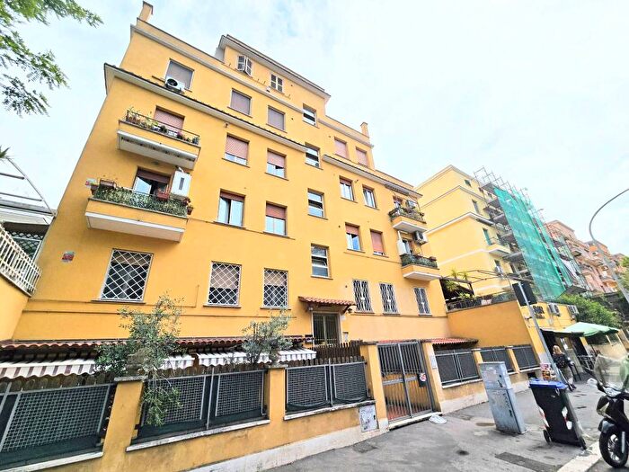 Casa trilocale in vendita in Via Portuense, Portuense, Roma