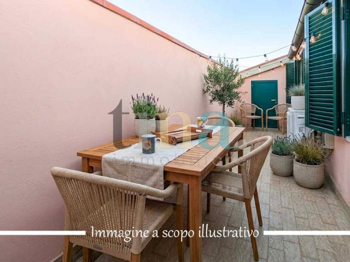 Appartamento trilocale in vendita in Viale della Vittoria, Marina di Cecina, Cecina
