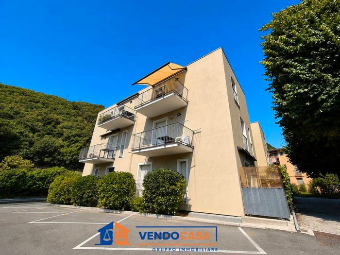 Appartamento bilocale in vendita in Via Fiume, Centro, Finale Ligure