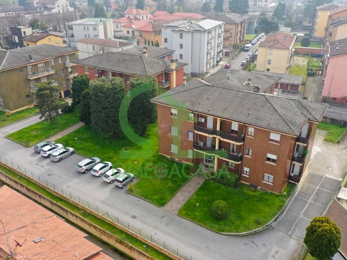Appartamento trilocale in vendita in Viale Cappuccini, Centro, Casalpusterlengo