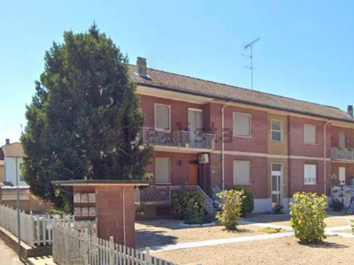 Appartamento trilocale in vendita in Via G B Nicola, Centro, Lomello