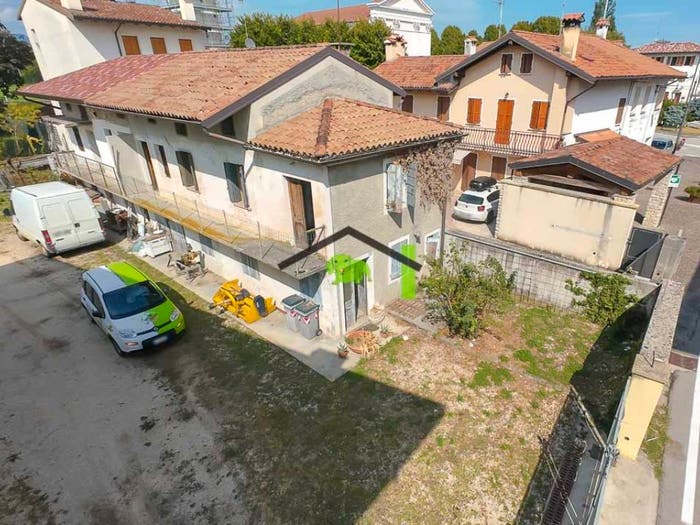 Casa con 6 locali in vendita in Via Giulia, San Leonardo, Montereale Valcellina