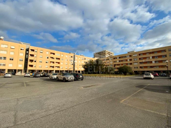 Appartamento quadrilocale in vendita in Via Lione, Inghilterra Zona, Aprilia