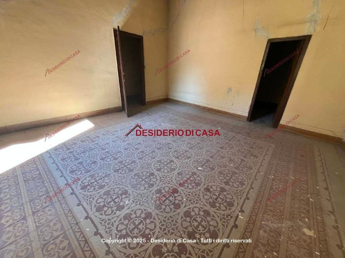 Casa con 5 locali in vendita in Via Roma, Marineo