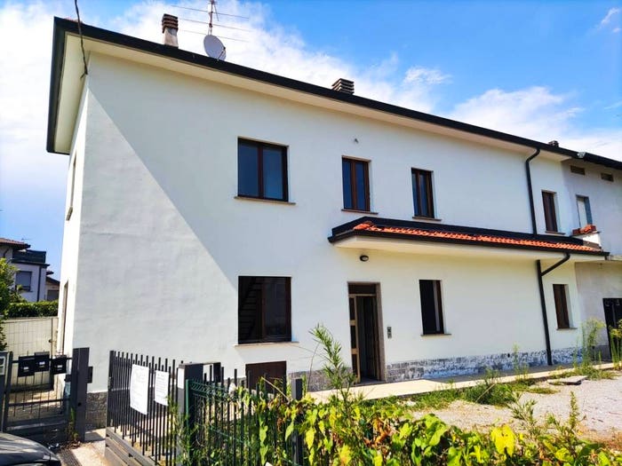 Appartamento bilocale in vendita in Via Nazionale dei Giovi, Centro, Lentate sul Seveso