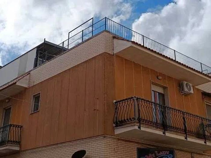 Appartamento con 5 locali in vendita in Via Trento, Supersano