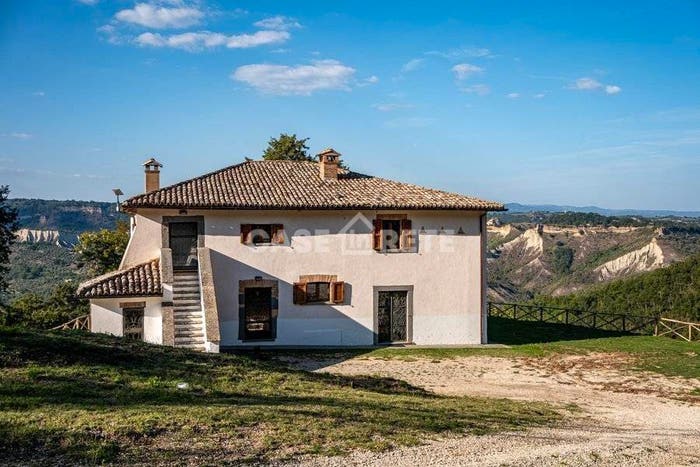 Casa con 5 locali in vendita in Strada Teverina, Vetriolo, Bagnoregio