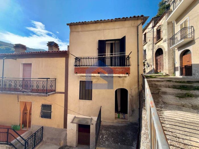 Casa trilocale in vendita in Via Sangrina, Villa Santa Maria