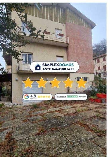 Appartamento quadrilocale in vendita in Via Trieste, Centro, Montottone