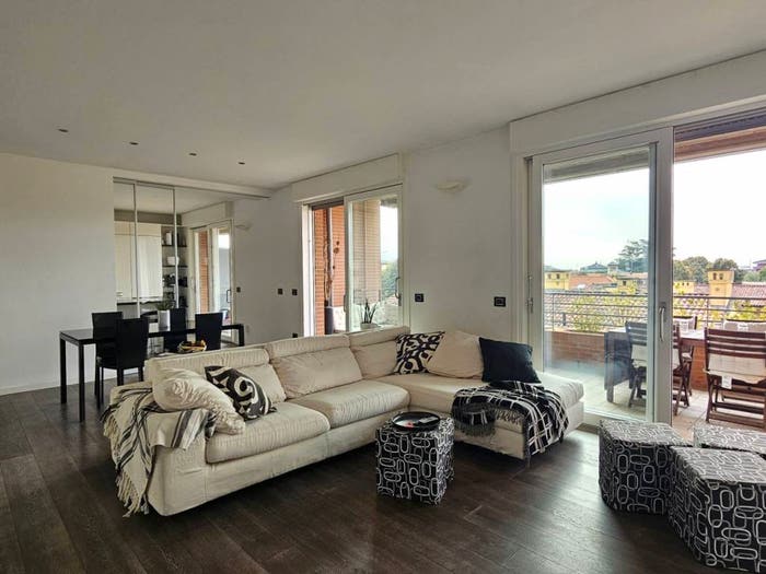Appartamento quadrilocale in vendita in Viale Cesare Battisti, Treviglio