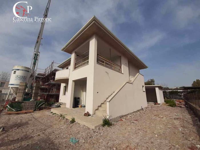 Appartamento con 5 locali in vendita in via Monte Nero, Cecina Centro, Cecina