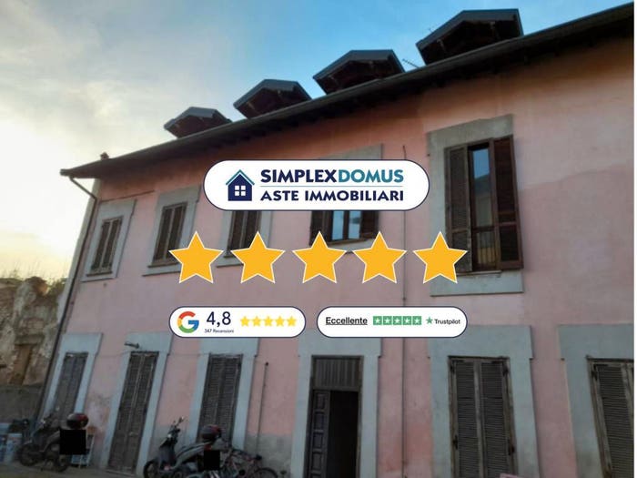 Appartamento trilocale in vendita in Via Fiume, Centro, Dumenza
