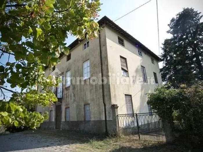 Casa con 6 locali in vendita in Via Per Camaiore, Mutigliano Torre, Lucca