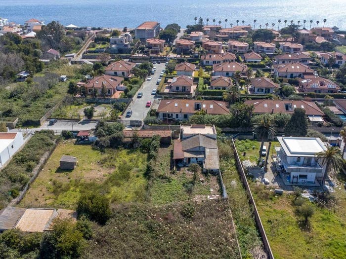 Casa con 6 locali in vendita in Via Margi, Torre Faro, Messina