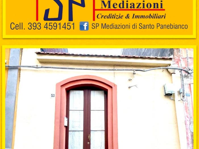 Casa quadrilocale in vendita in Viale Don Giovanni Minzoni, Centro, Giarre