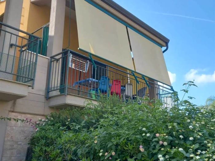 Casa trilocale in vendita in Campofelice di Roccella
