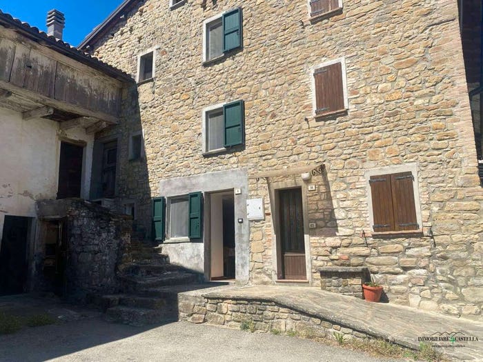Casa con 5 locali in vendita in via castagnedolo, Felina, Castelnovo Ne' Monti