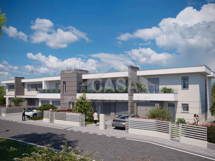 Appartamento quadrilocale in vendita in Centro, Mirandola