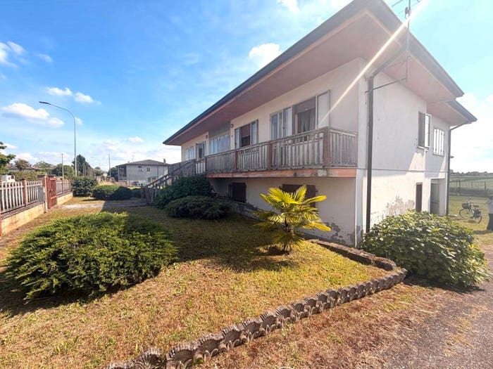 Casa con 5 locali in vendita in Corso della Vittoria, Centro, Legnago