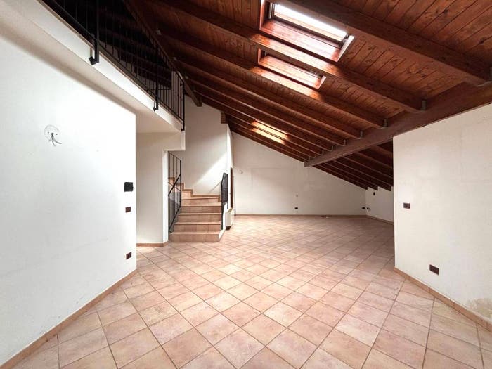 Casa con 6 locali in vendita in Centro, Mantova