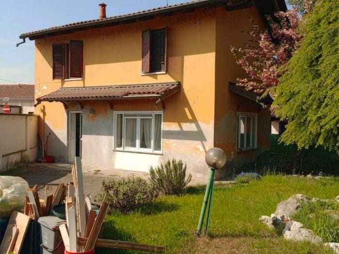 Casa quadrilocale in vendita in Via Cerri Mario, Buronzo