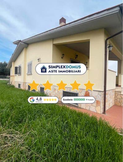 Casa con 6 locali in vendita in Via Venezia, Fiano Romano
