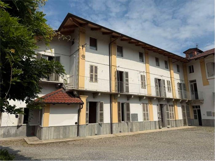 Casa con 6 locali in vendita in via Don Bosco, Mathi