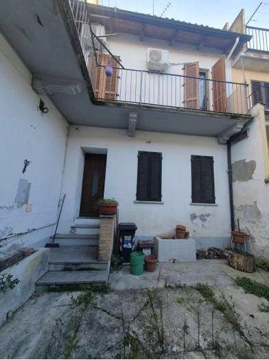 Casa con 5 locali in vendita in Via Giulio Re, Vignale Monferrato