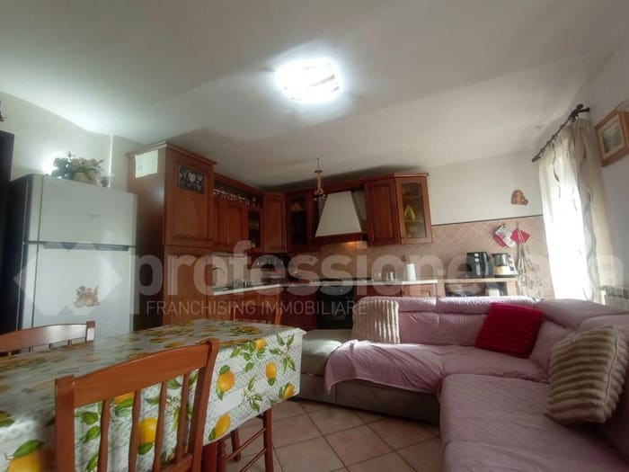 Casa quadrilocale in vendita in Via Letizia, Ateleta
