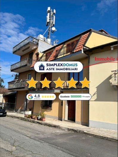 Appartamento con 6 locali in vendita in Via Francesco Crispi, Centro, Taurianova