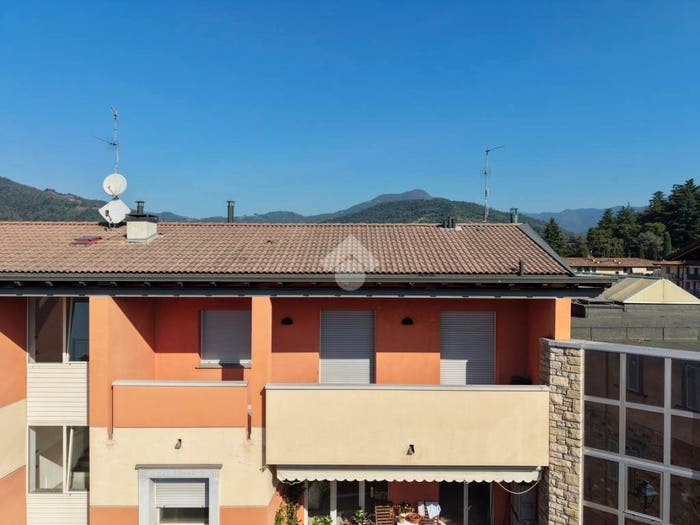 Appartamento trilocale in vendita in Via A Diaz, Centro, Credaro