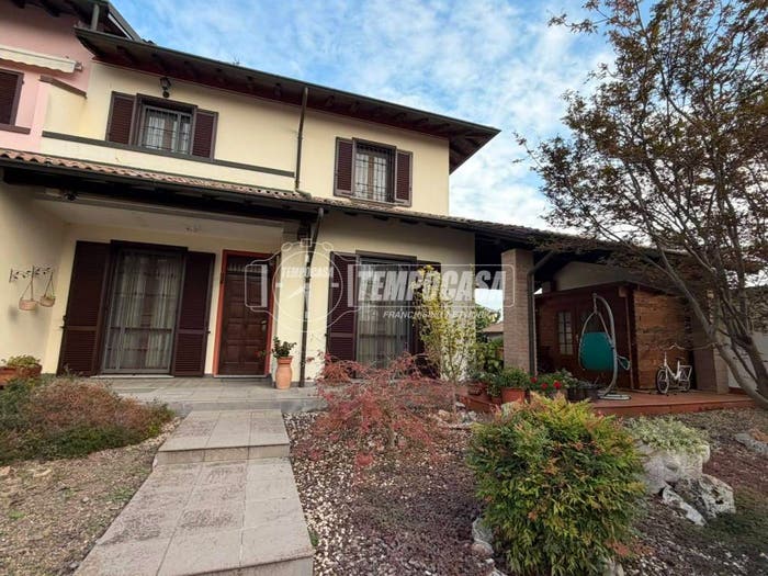 Casa con 5 locali in vendita in Via Chiesuolo, Centro, Gropello Cairoli