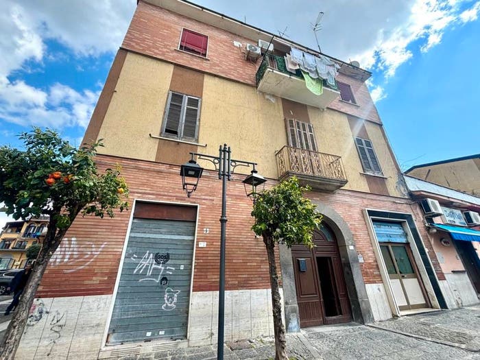 Appartamento trilocale in vendita in Piazza Mercato, Centro, Pomigliano d'Arco