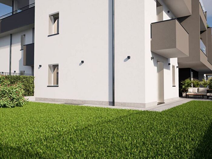 Appartamento trilocale in vendita in Via Sant'Ambrogio, Centro, Parabiago