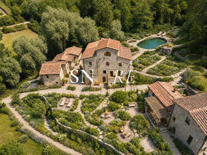 Appartamento con 5 locali in vendita in Via Roma, Centro, Gaiole in Chianti